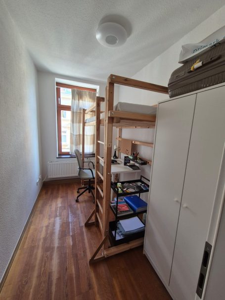 Zimmer 2 (möbliert)